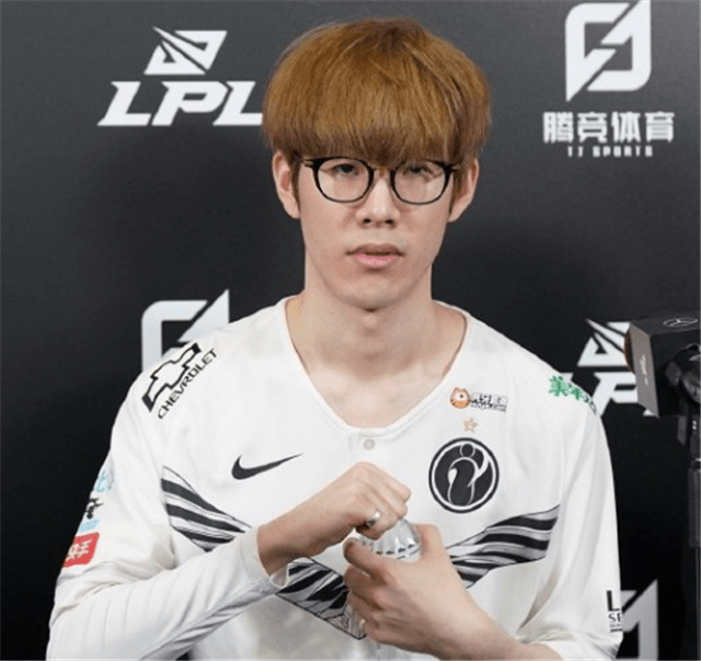 九游官网 TheShy在皇家马德里比赛中赛况扑朔迷离，爆冷引发热议！